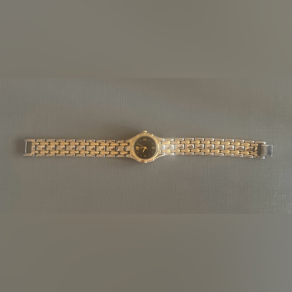 80’s FENDI TWO TONE
WATCH - Picture 3 of 8